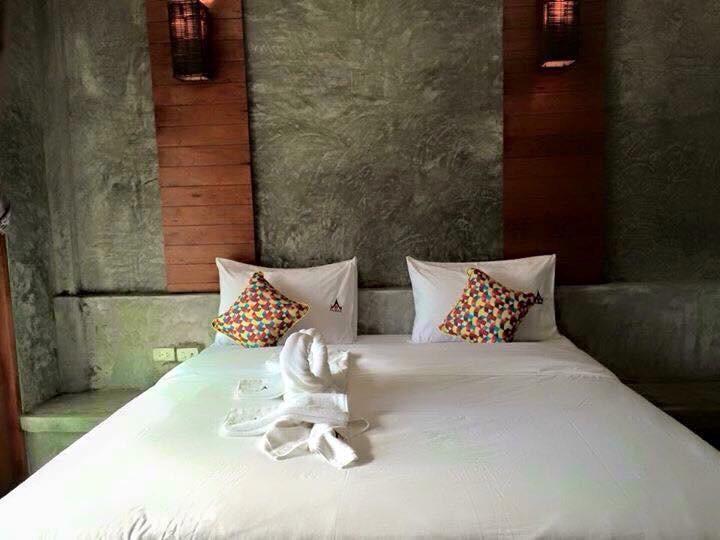 סוראט תאני Ruean Thai Nai Bang By Pansak Resort מראה חיצוני תמונה
